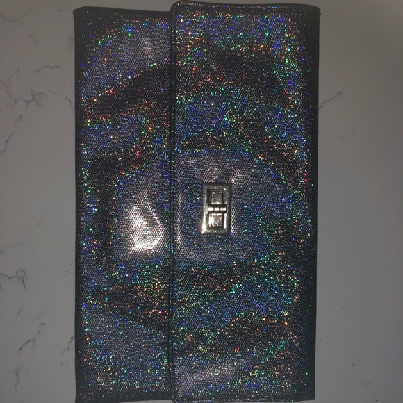 Sparkly Envelope Clutch - Picture 2 of 3